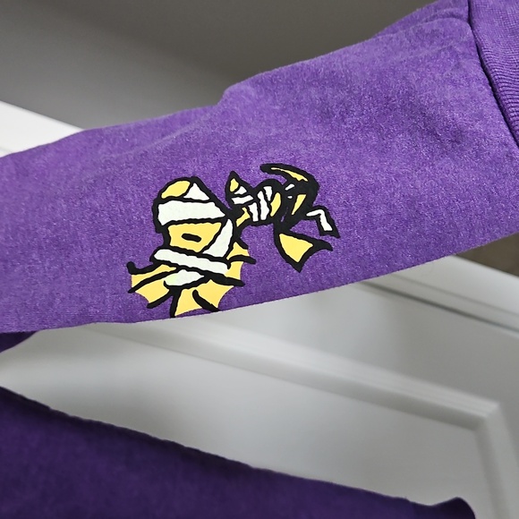 Peanuts Purple Sweatshirt - Picture 3 of 5